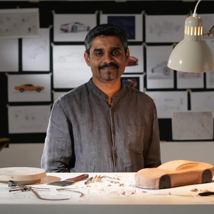 Barney Sculptor Instructor